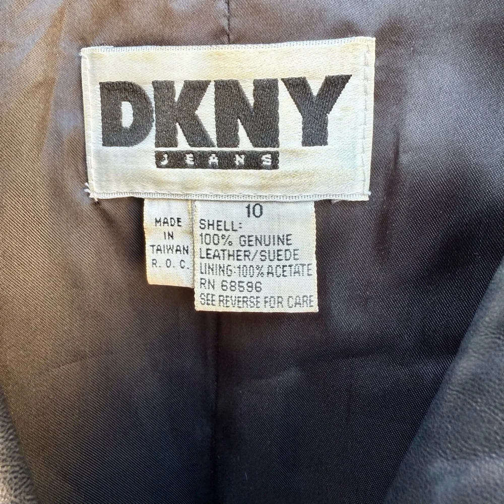 DKNY 90’s Vintage Black Leather Vest size 10 - Picture 2 of 10